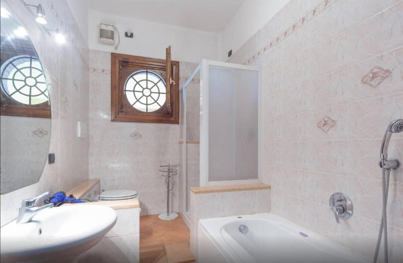 פוזולנגו Cascina Tabachera X10 Country House Sirmione Garda Lake חדר תמונה