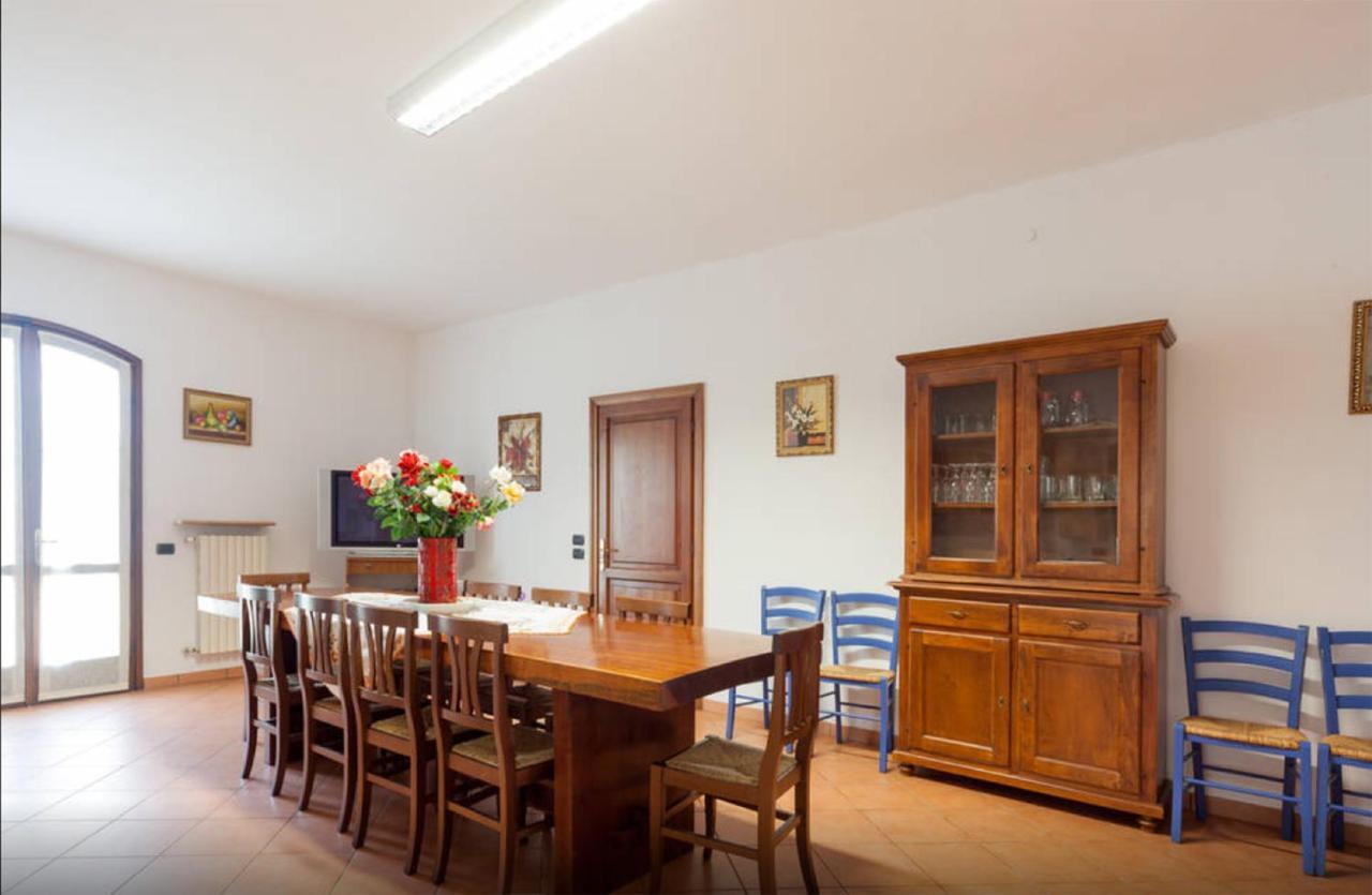פוזולנגו Cascina Tabachera X10 Country House Sirmione Garda Lake חדר תמונה