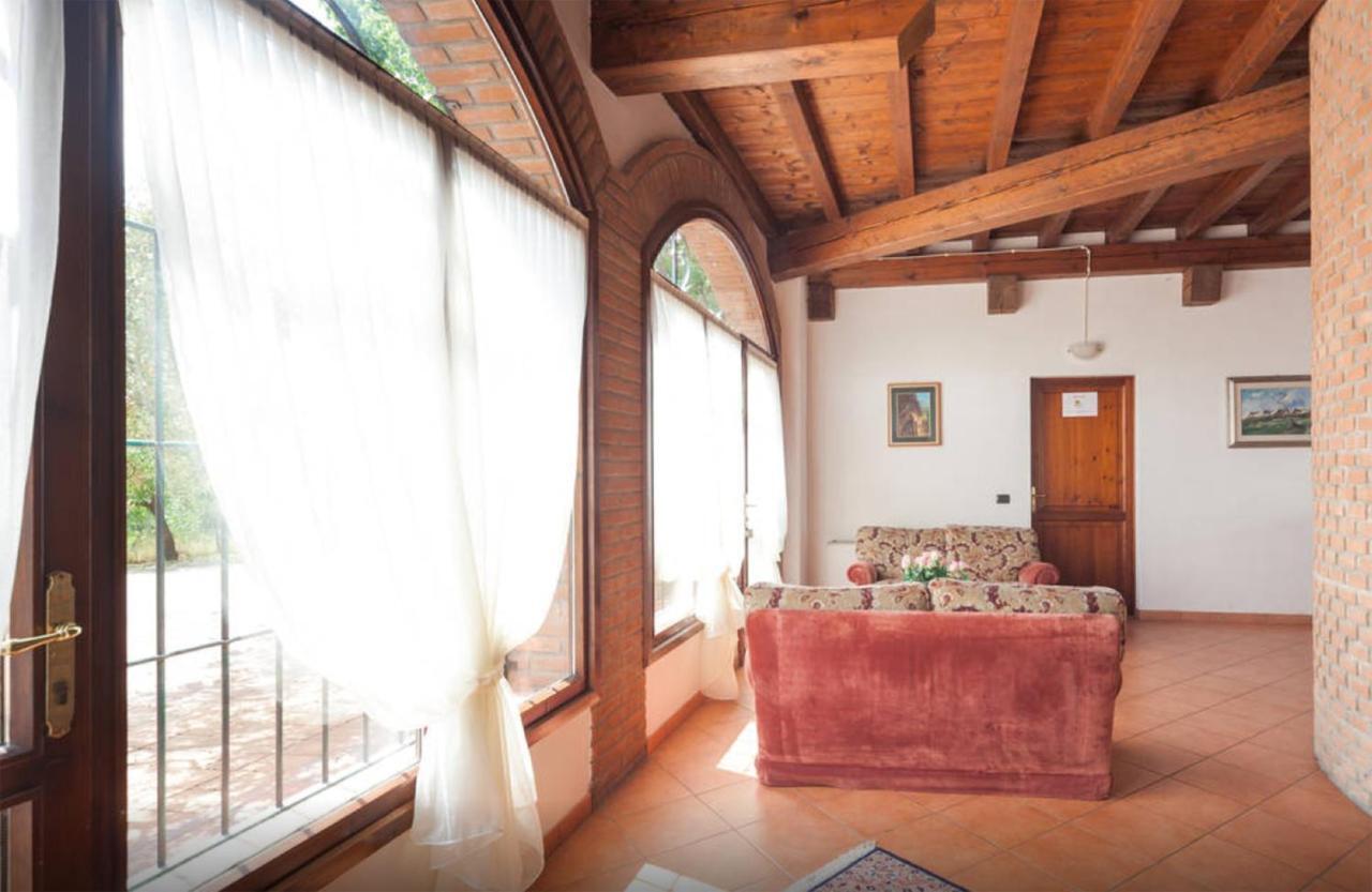 פוזולנגו Cascina Tabachera X10 Country House Sirmione Garda Lake חדר תמונה
