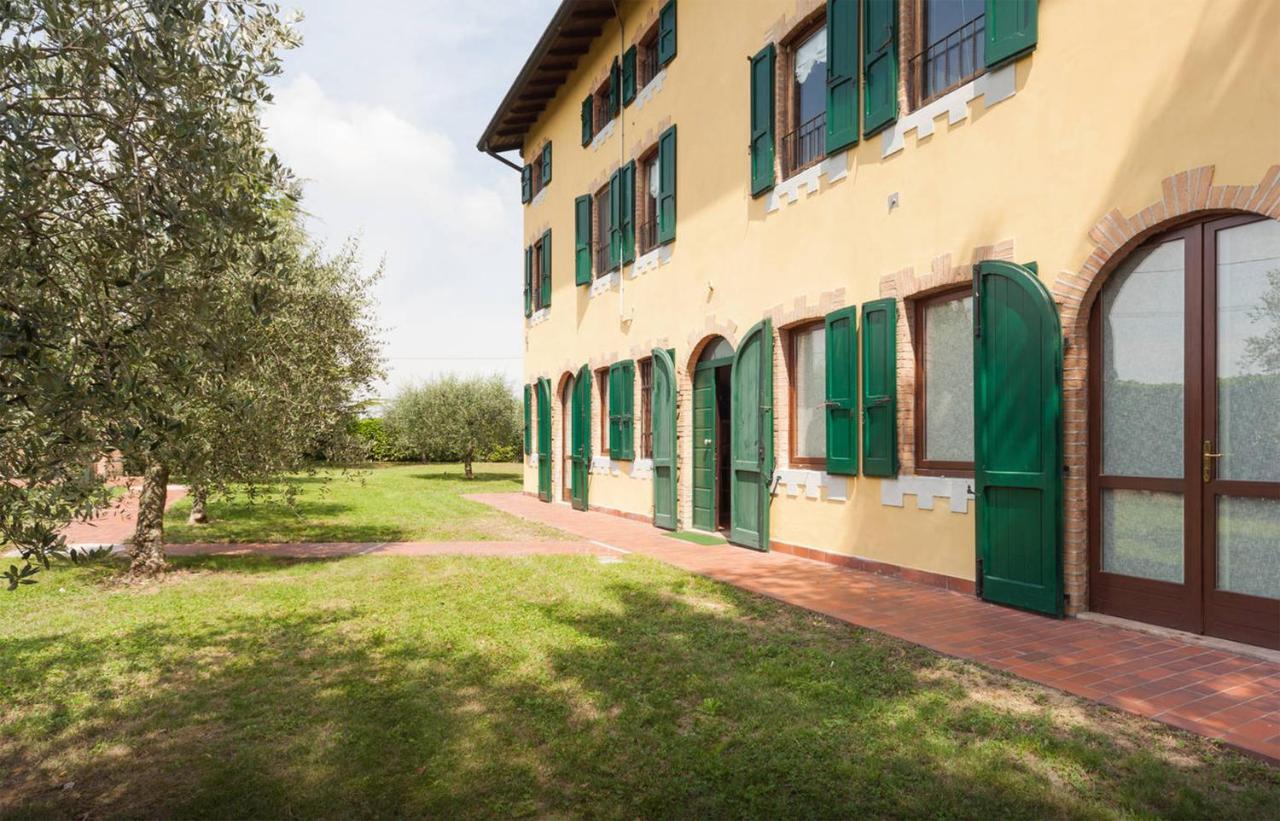 פוזולנגו Cascina Tabachera X10 Country House Sirmione Garda Lake חדר תמונה