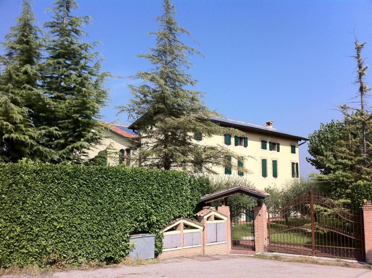 פוזולנגו Cascina Tabachera X10 Country House Sirmione Garda Lake חדר תמונה